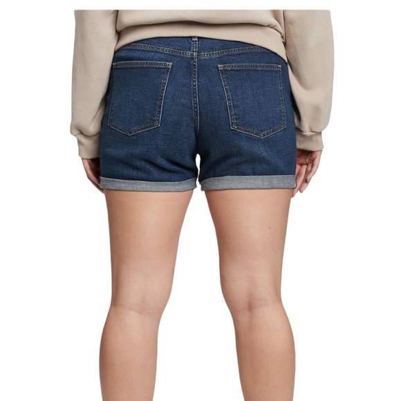 GAP 5” Mid Rise Sexy Boyfriend Denim Light Distressed Cuffed Shorts Size 26 NWOT - Picture 2 of 12